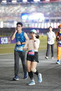 BIB: 43010, 45725
                            <button type="button" onclick="openModal(19602120)" class="btn btn-primary btn-sm float-right btn-popup" data-toggle="modal" data-target=".modal-high-quality">
                        <i class="fas fa-shopping-cart"></i> Add to Cart
                    </button>
                                            <button type="button" onclick="isThisMe(19602120, true)" class="btn btn-success btn-sm float-right btn-popup btn-isme hidden" data-toggle="tooltip" data-placement="bottom" title="นี่คือรูปของคุณใช่ไหม คลิกที่นี่เพื่อเอาเข้าอัลบั้ม">
                        <i class="fas fa-plus"></i> Add to album
                    </button>
                    <button type="button" onclick="isThisMe(19602120, false)" class="btn btn-warning btn-sm float-right btn-popup btn-isnotme hidden">
                        <i class="fas fa-ban"></i> Remove from album
                    </button>